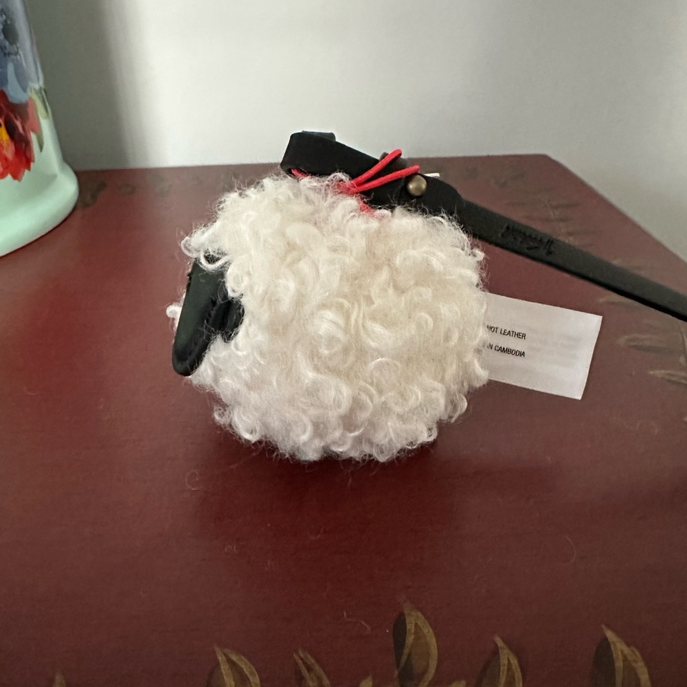 NWT Sheep Bag Charm from Woolrich x Target - Picture 6 of 7